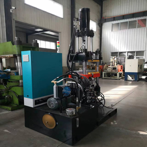 1712110424412560.jpg LBZ-100Y rubber injection moulding machine-2.jpg