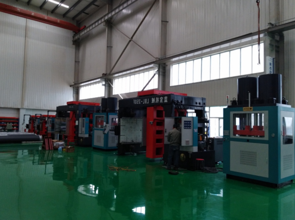 Molding Injection Machine