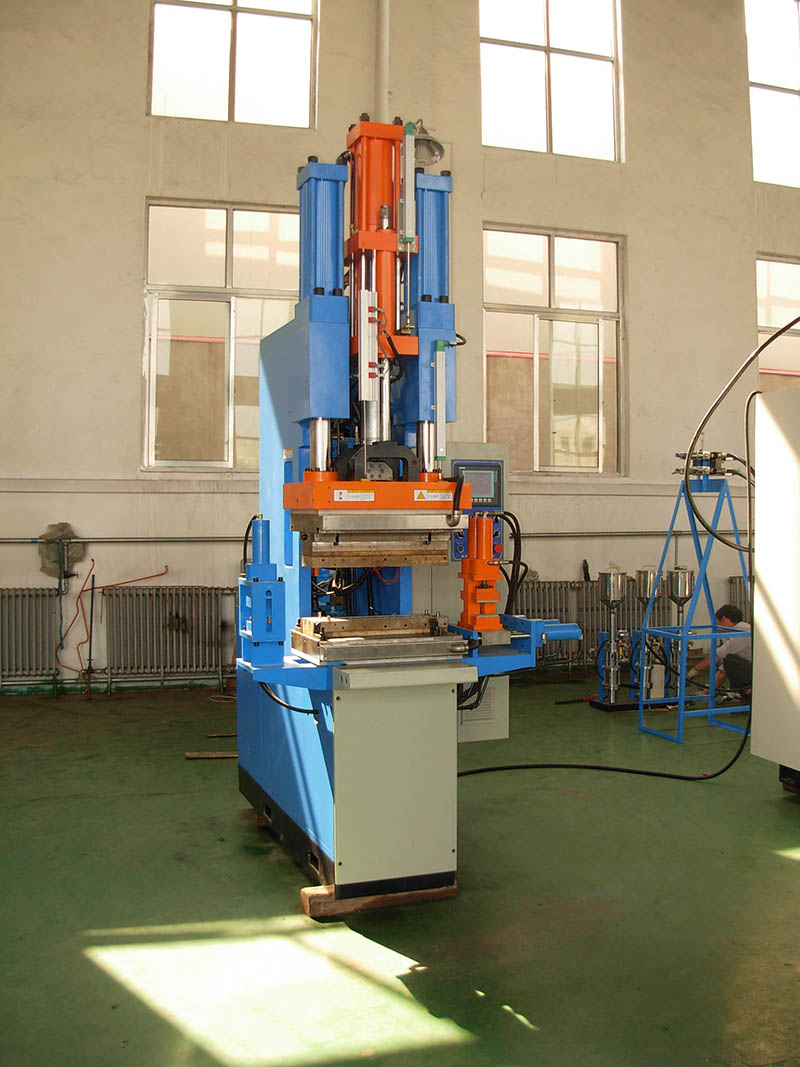 آلة حقن المطاط الأوتوماتيكية بالكامل